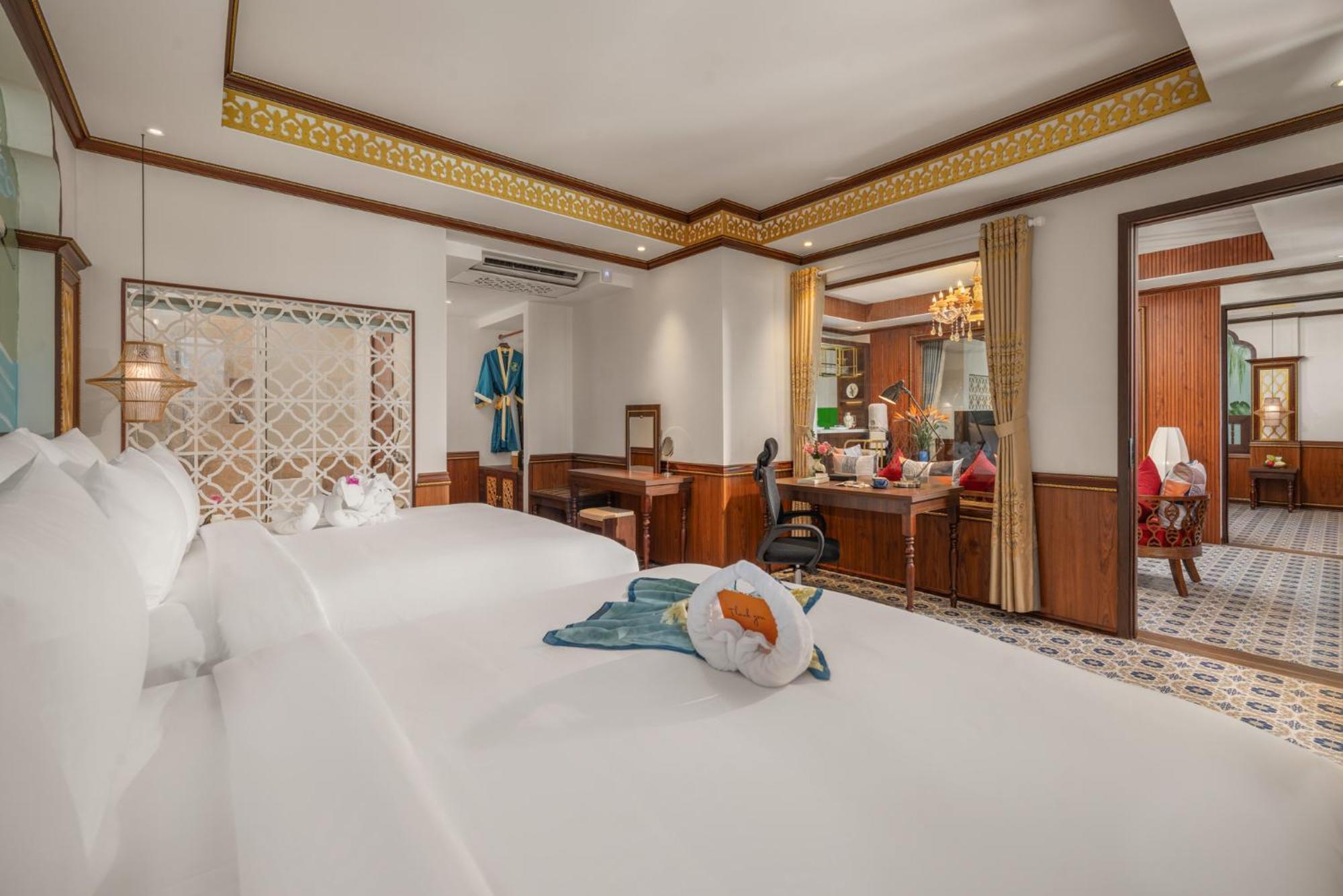 Babylon Riverside & 5* Hoi An