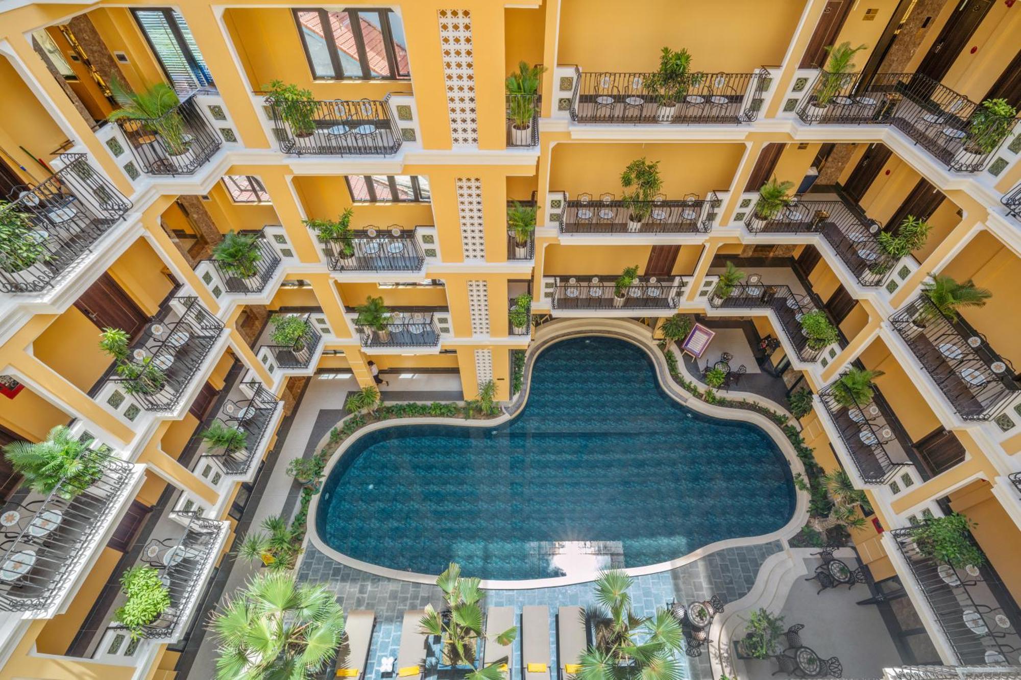 Отель Babylon Riverside & Хойан